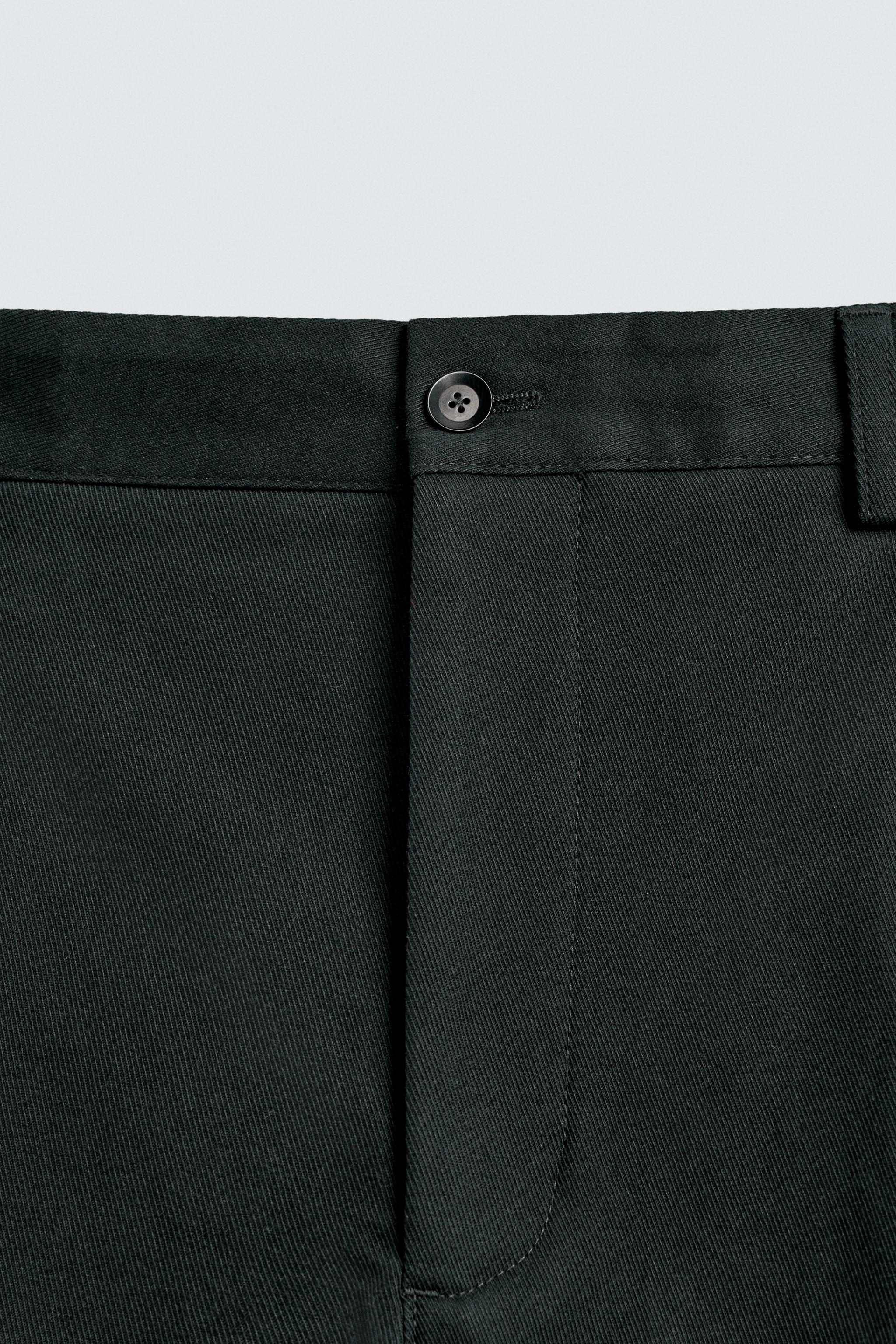 PANTALON STRUCTURÉ À PLIS